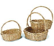 30-31 	Planters & Floral Baskets©